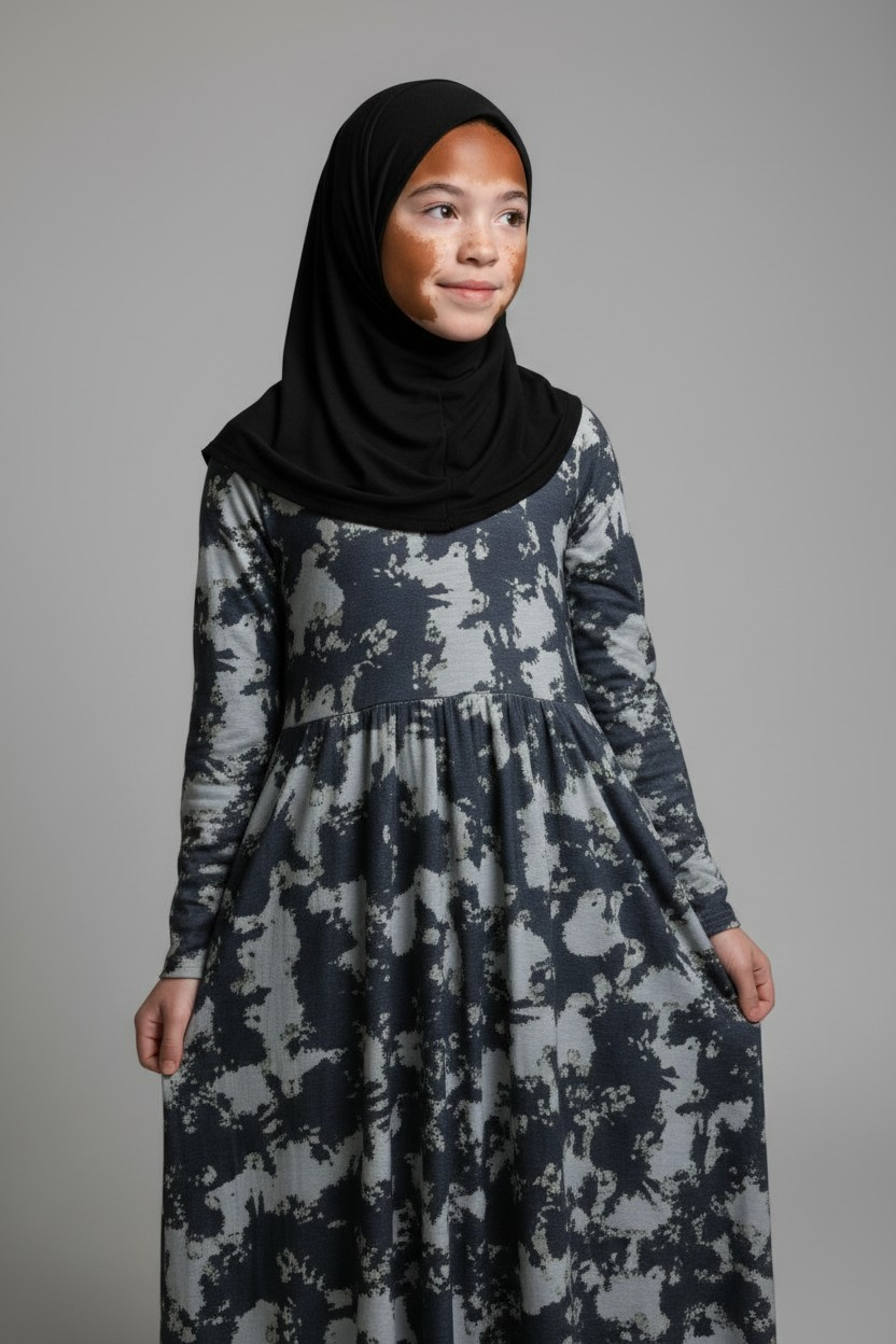 The Sahab Abaya — Girls’ Charcoal Tie-Dye Modest Set with Black Hijab